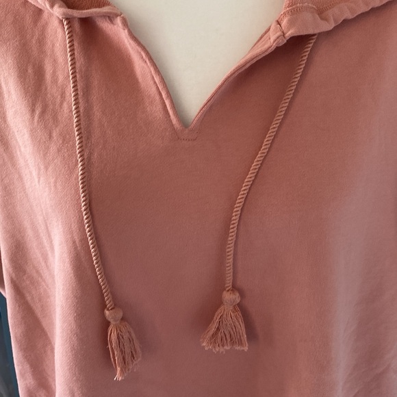 Short Sleeve Hoodie - Picture 2 of 7